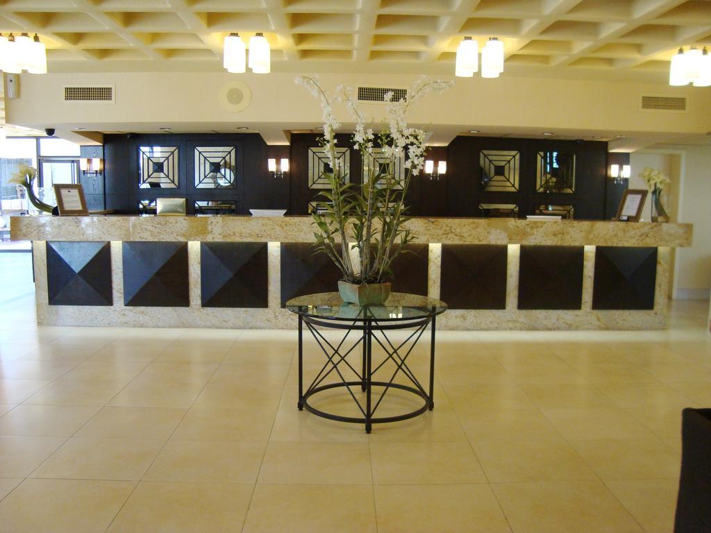 Golden Strand Resort Sunny Isles Beach Exterior photo